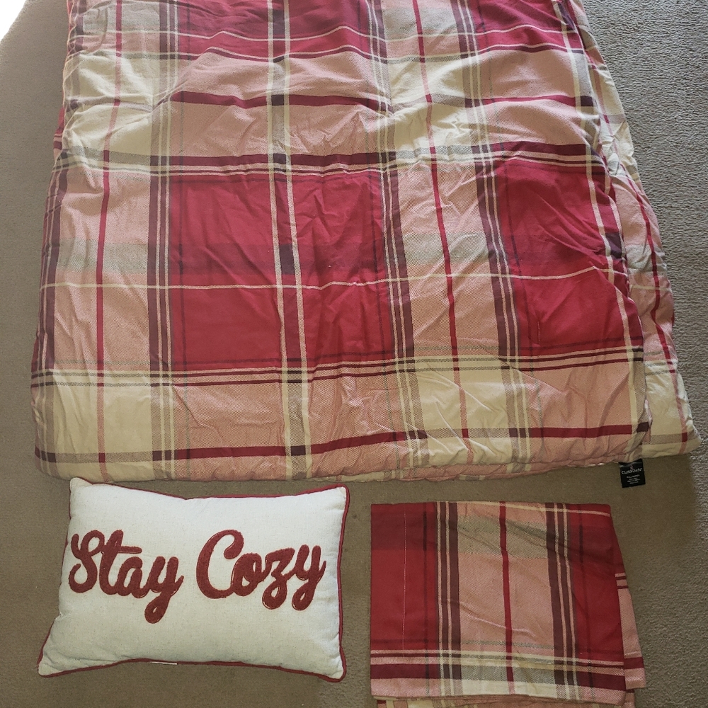 CuddlDuds comforter set